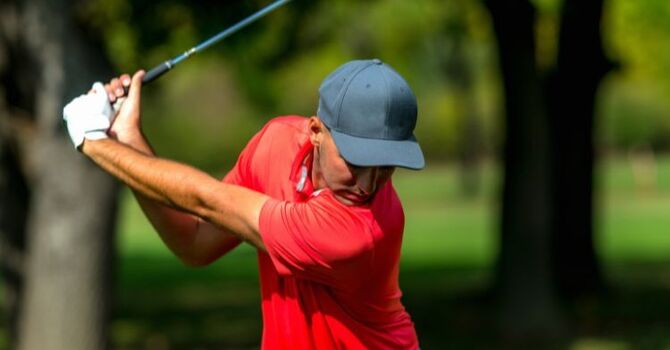 Golf Injury Prevention: How to Stay on the Course All Season image